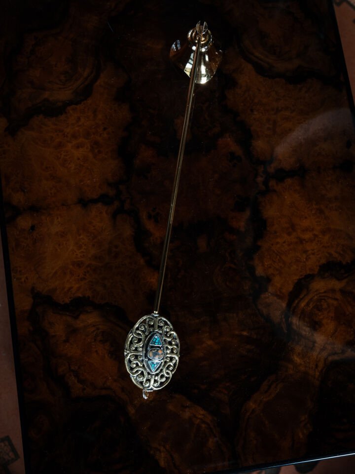 Altın Tuğra Mum Söndürücü