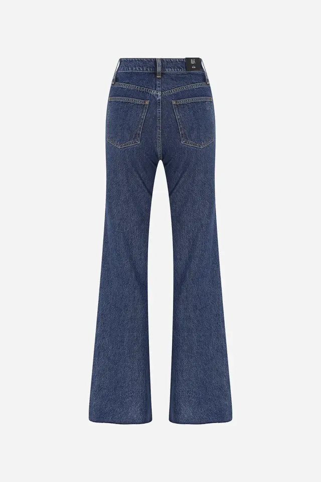 Selena – High Waisted Flared Jeans