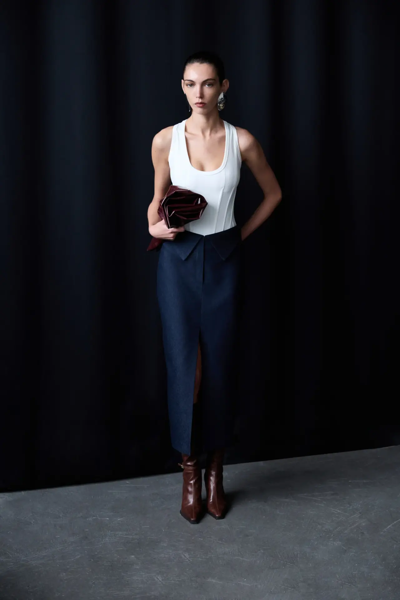 Lilou – U Corset Detailed Tank Top